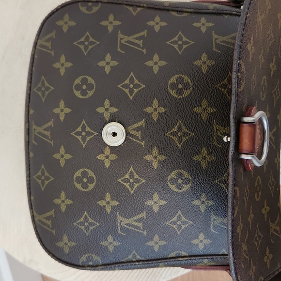 LOUIS VUITTON Saint Cloud Authenticated Bag. Great condition! - Picture 10 of 13